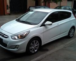 Hyundai Accent HB blanco